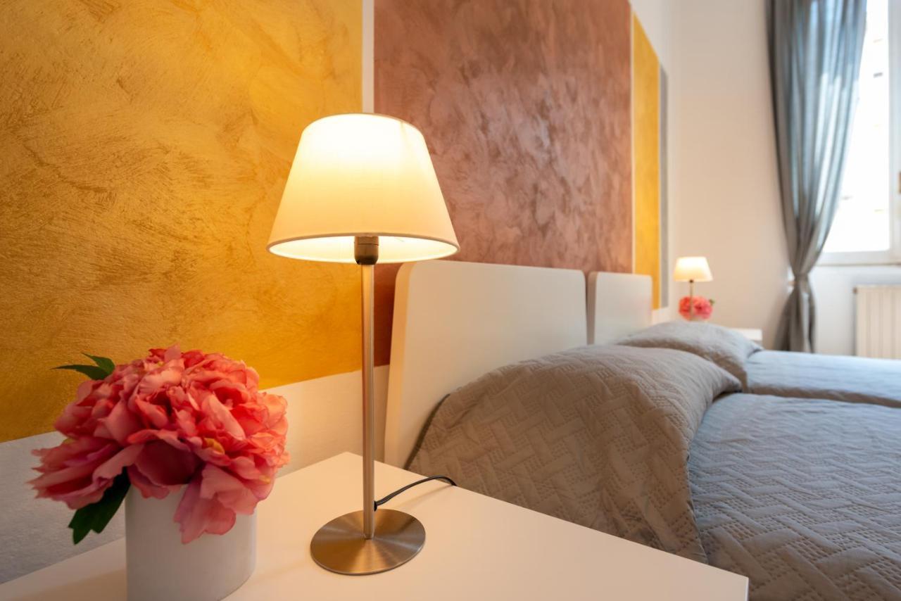 Casa Giovanna - Centrale Vista Porto Carlo Riva ราปาลโล ภายนอก รูปภาพ